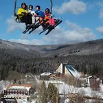 Отель Orea Sklar 4*