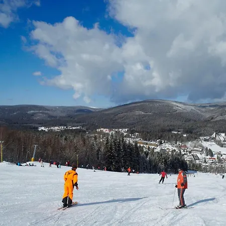 Отель Orea Sklar 4*