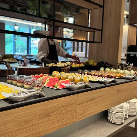 Orea Sklar 4* Гаррахов