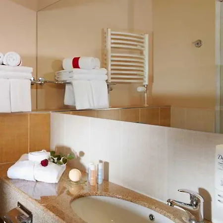Orea Sklar 4*