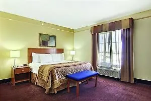 Отель Orea Sklar 4*