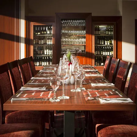 Orea Sklar Hotel